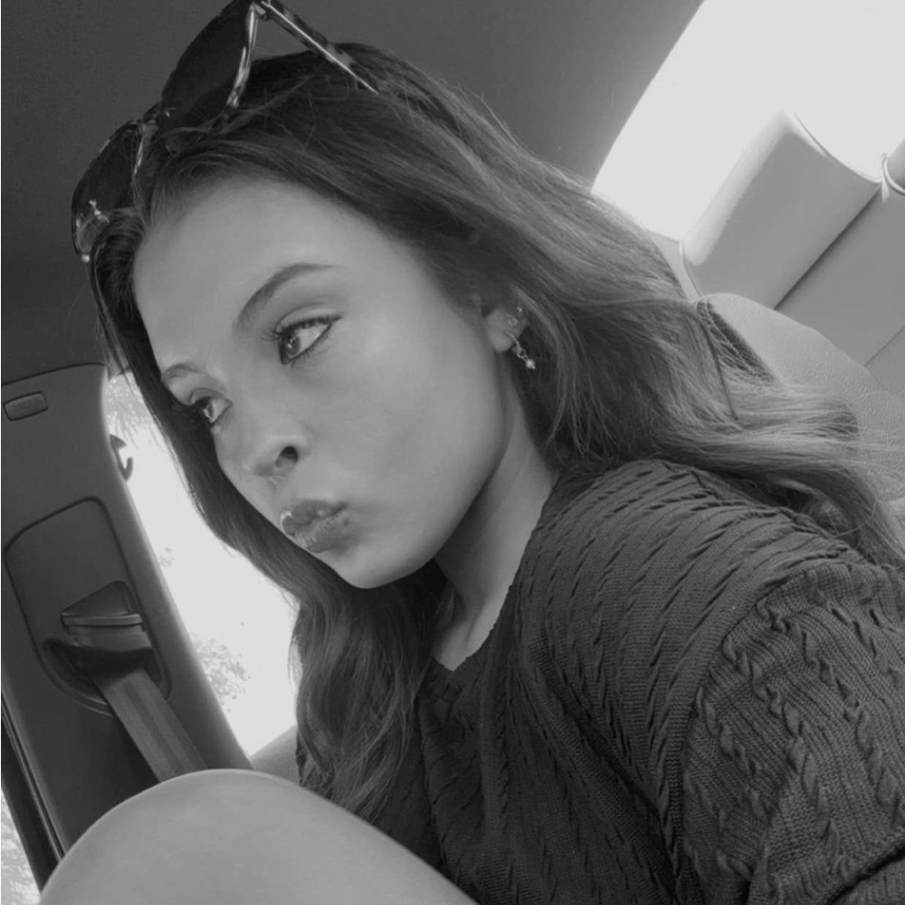 Meet your Posher, Abby